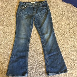 Love Nation boot cut detailed jeans EUC
